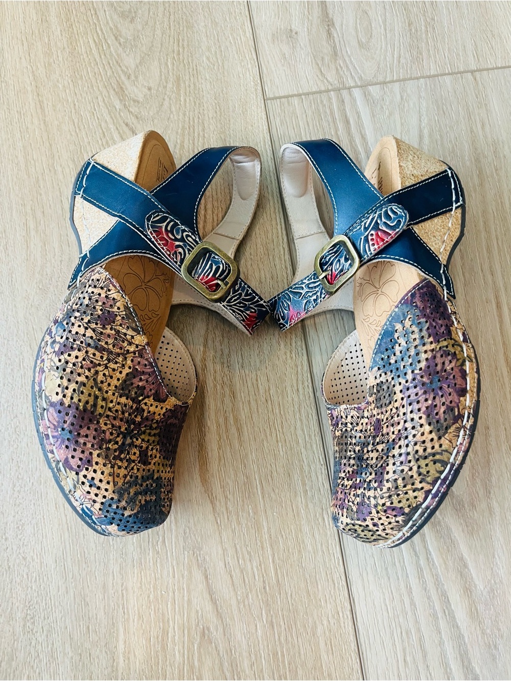 L’Artiste by Spring Step Koraline Sandals - Picture 5 of 8